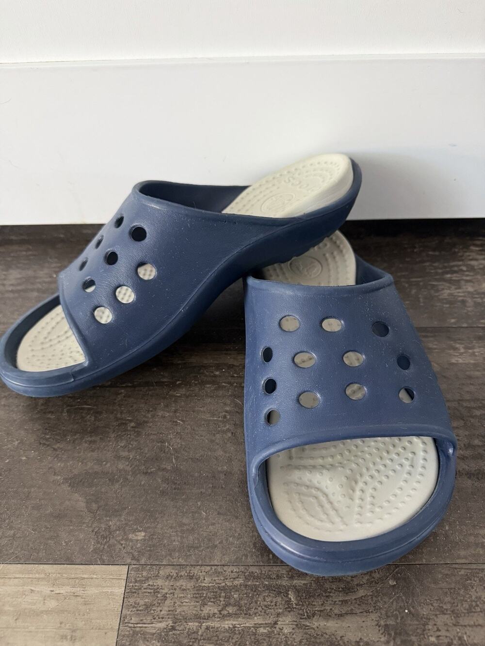 Crocs Men’s Size 11 Navy Blue Slide Sandals Slip On Comfort Shoes